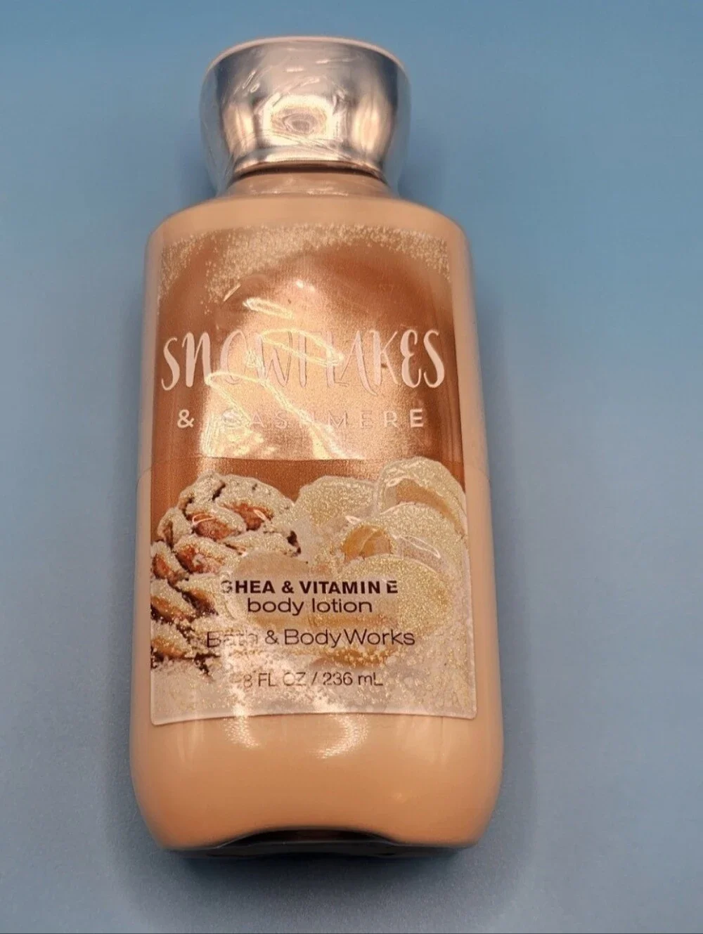 Bath & Body Works Snowflakes & Cashmere Shea & Vitamin E Body Lotion - Peach